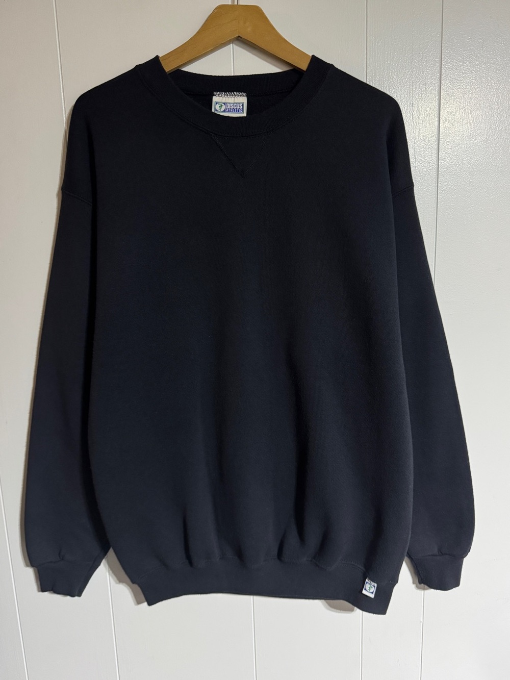 Perfect Vintage Black Crewneck 90s Blank Sweatshirt Discus Made in USA Simple